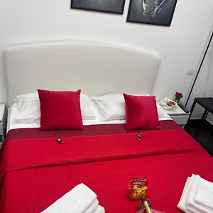  Pensión Lux House Airport